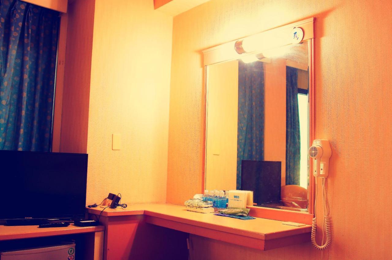 Li Duo Hotel Tainan Dış mekan fotoğraf