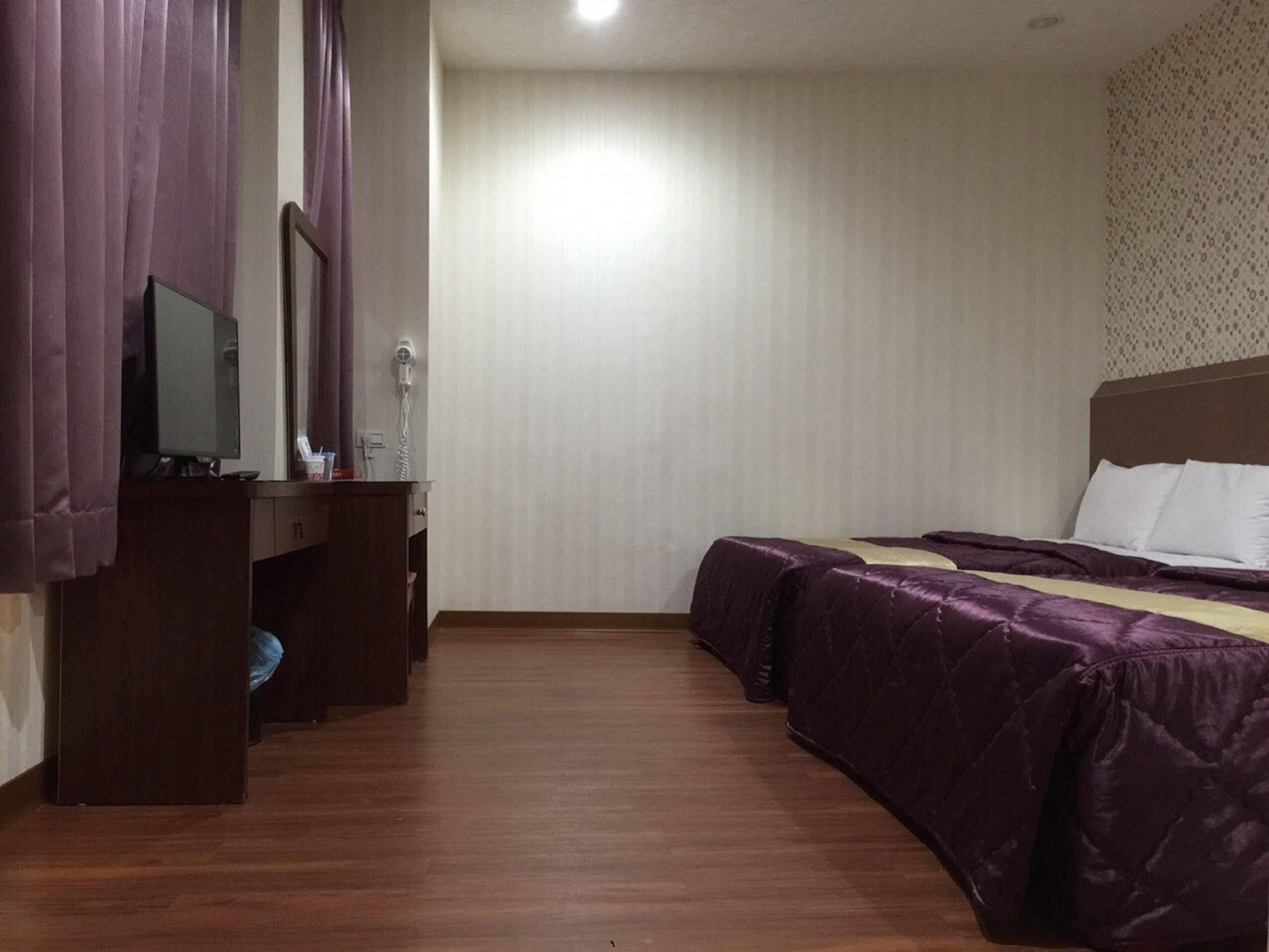 Li Duo Hotel Tainan Dış mekan fotoğraf