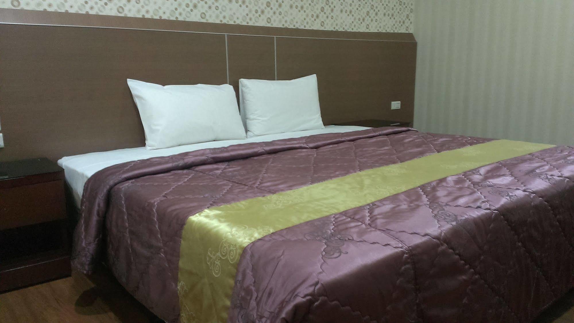 Li Duo Hotel Tainan Dış mekan fotoğraf